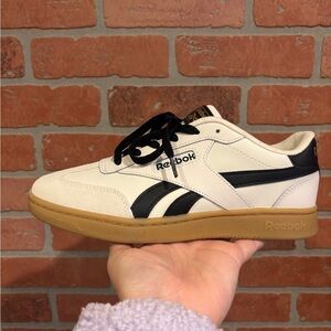 Reebok Forte Lounger Sneaker - Women’s Size 8 - Cream/Black NWOT